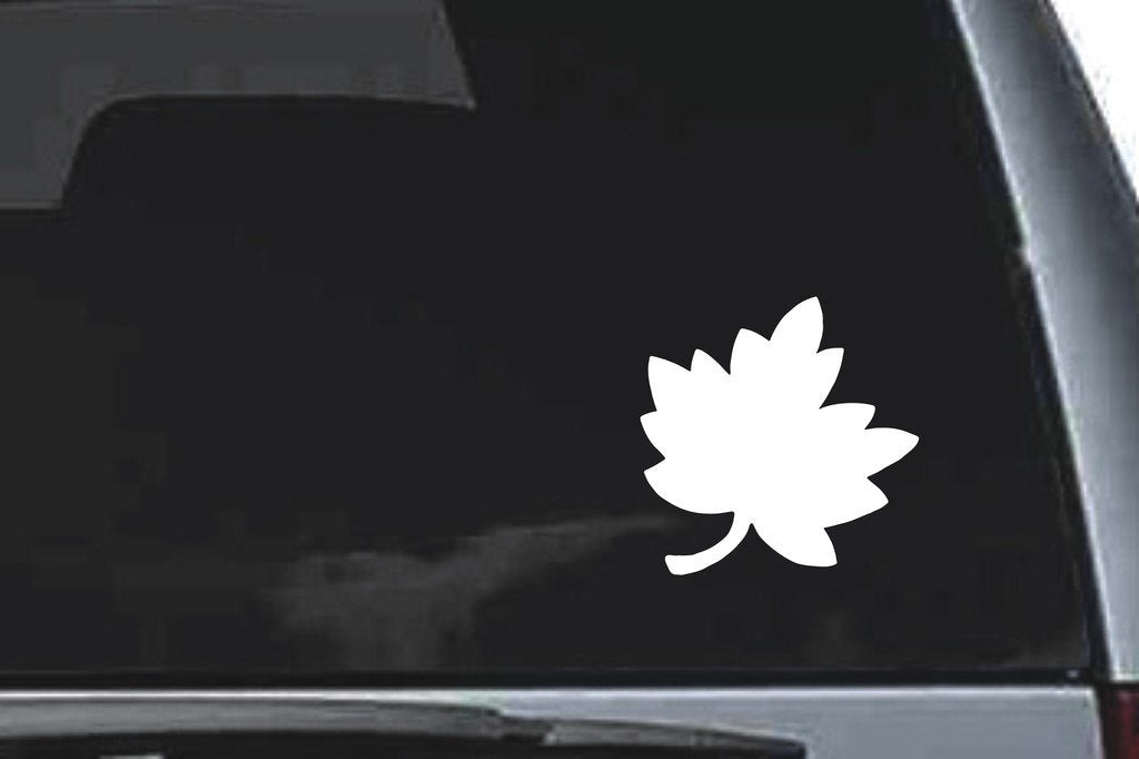 Picniva Rounded Lobed Leaf Design81 Vinyl Car Window Decal, Approx 5 in