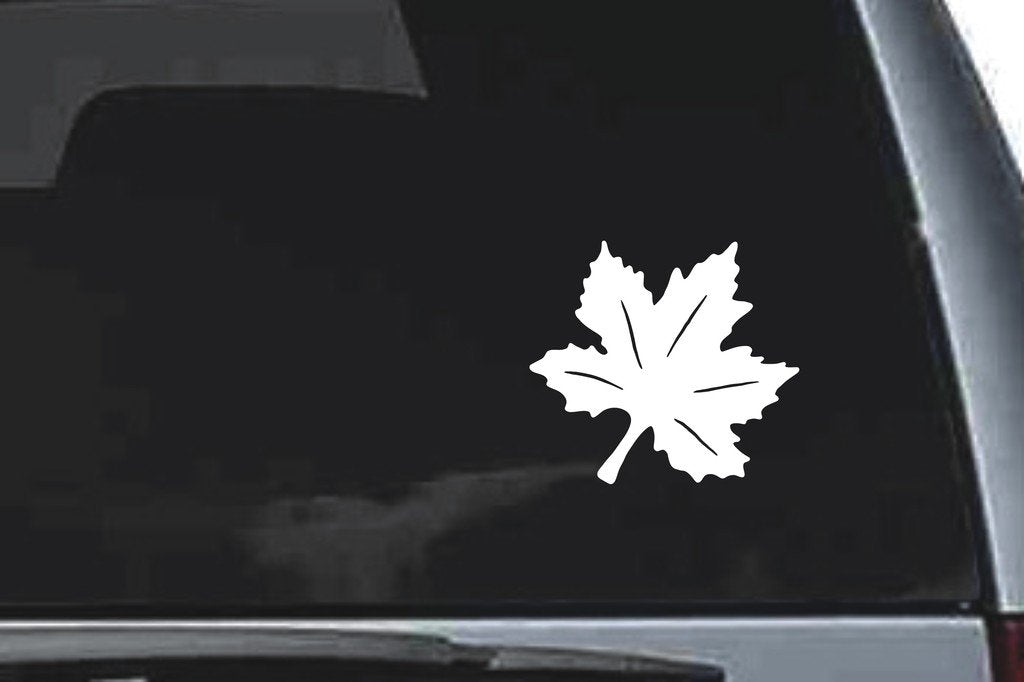 Picniva Maple Leaf Design82 Vinyl Car Window Decal, Approx 5 in