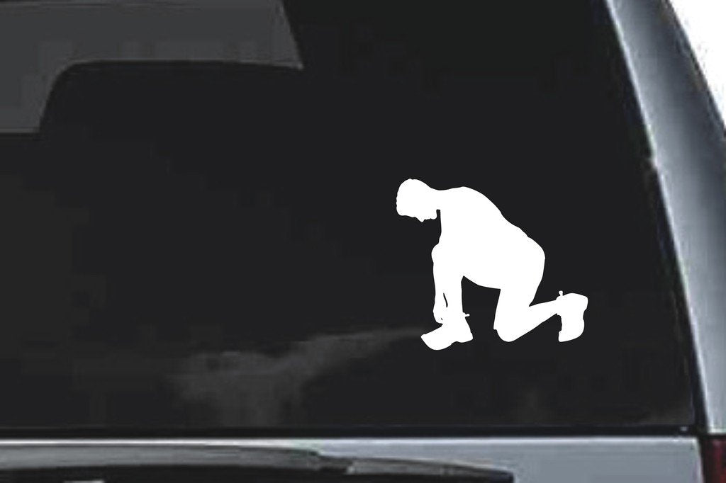 Picniva Kneeling Sty14 Vinyl Car Window Decal, Approx 5 in