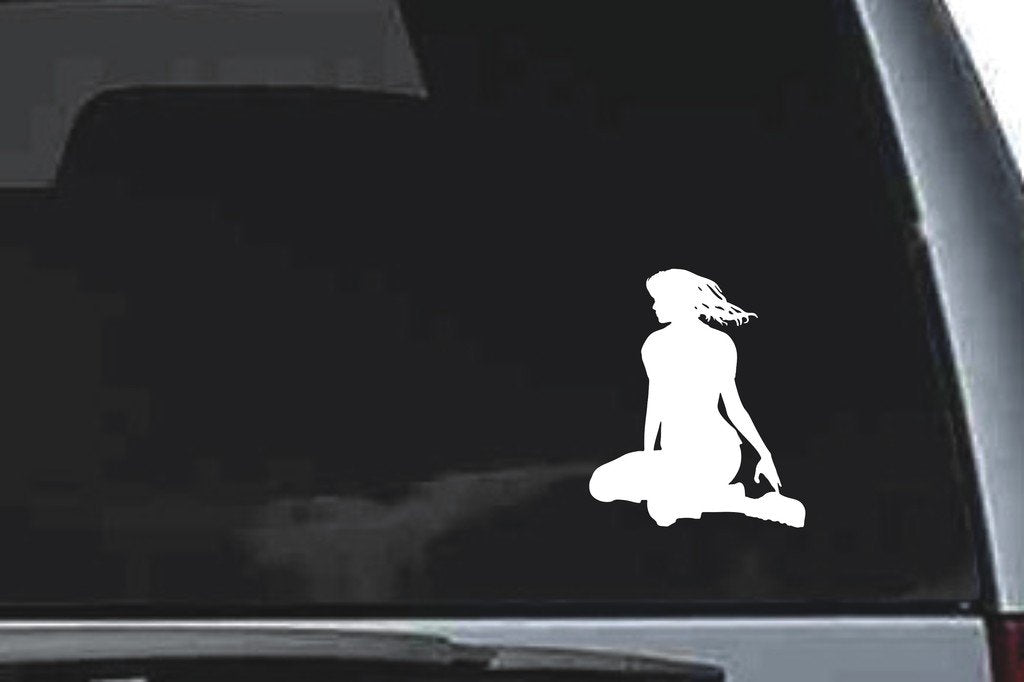 Picniva Sitting Sty3 Vinyl Car Window Decal, Approx 5 in
