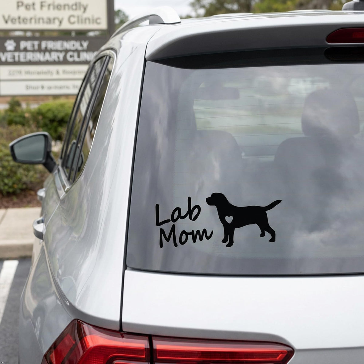 Decaltor Lab Mom Labrador Vinyl Decal, 5 in