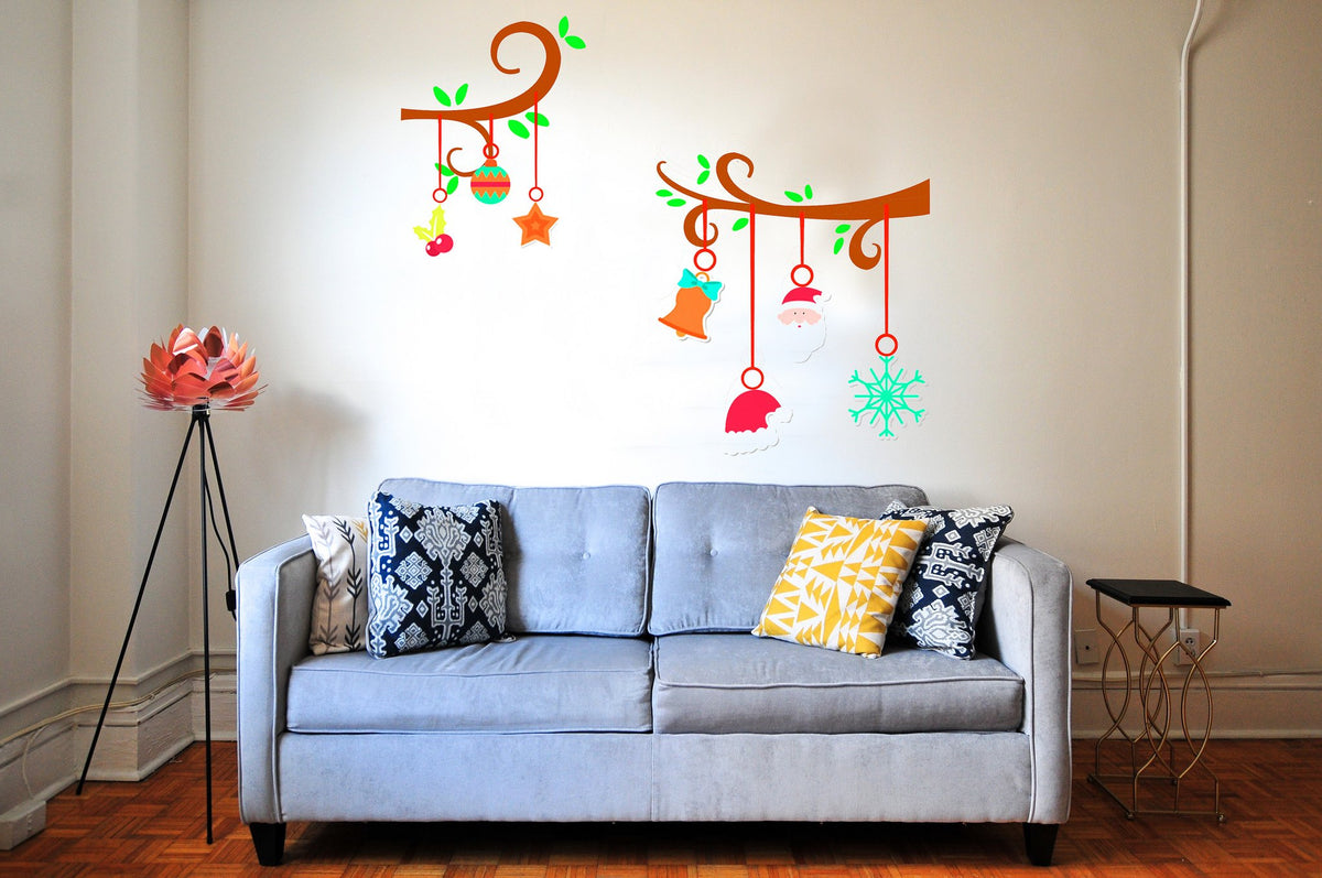 Picniva Christmas Hanging Ornaments Wall Decal, 10 x 7 in